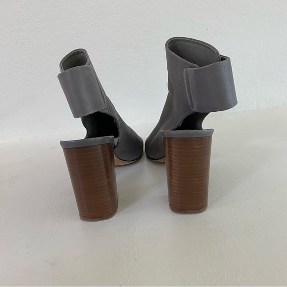 Vince ‘Faye’ Open Toe Gray Bootie - Picture 4 of 7